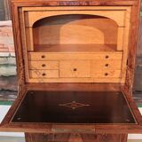 Secretary Louis Philippe in walnut, XIX