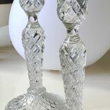Paire de Bougeoirs flambeaux/Verrerie de Portieux, verre moulé. Motifs croisillons, forme corolle