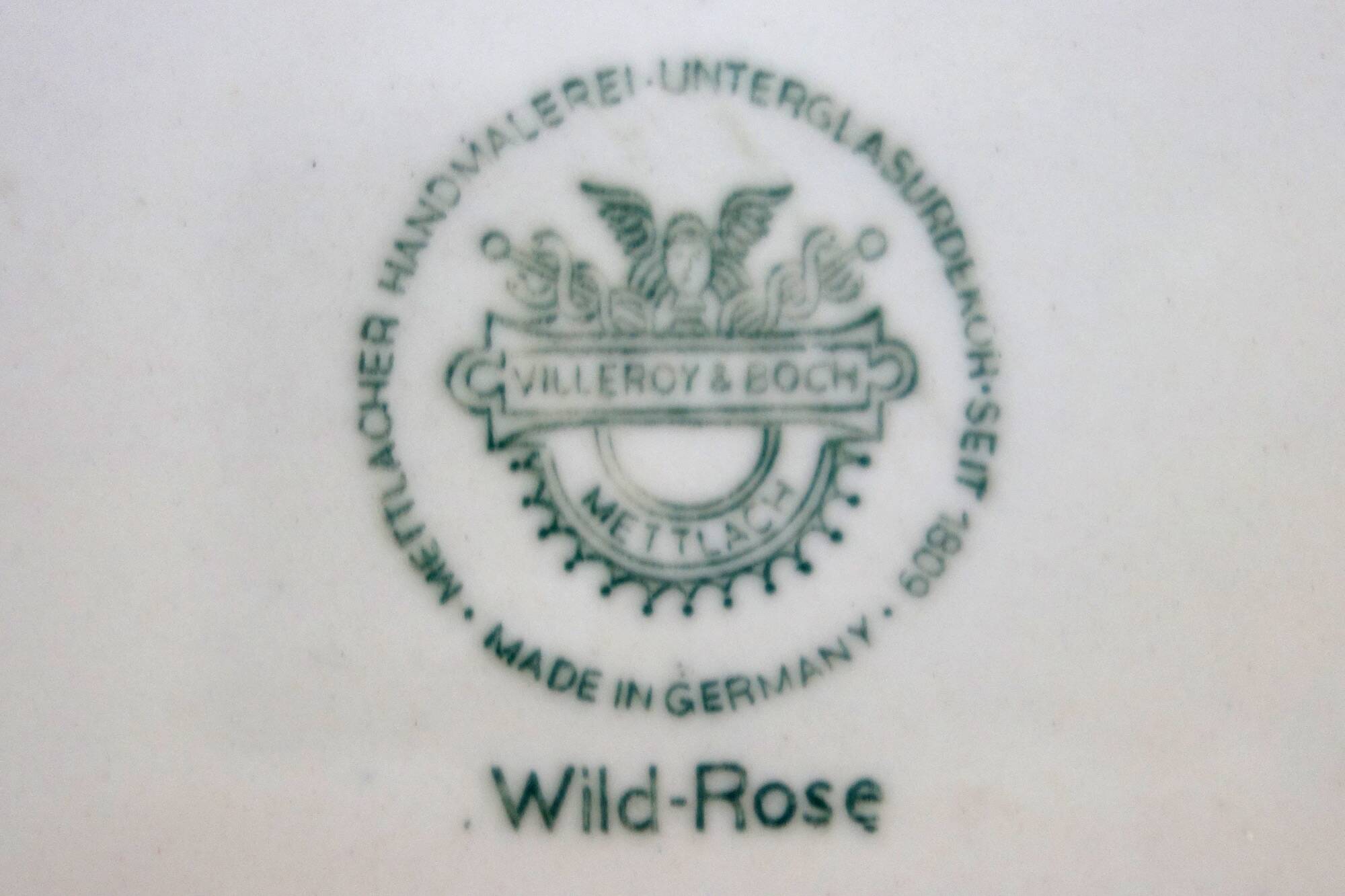 2 service plates Villeroy & Boch "Wild Rose", 1970
