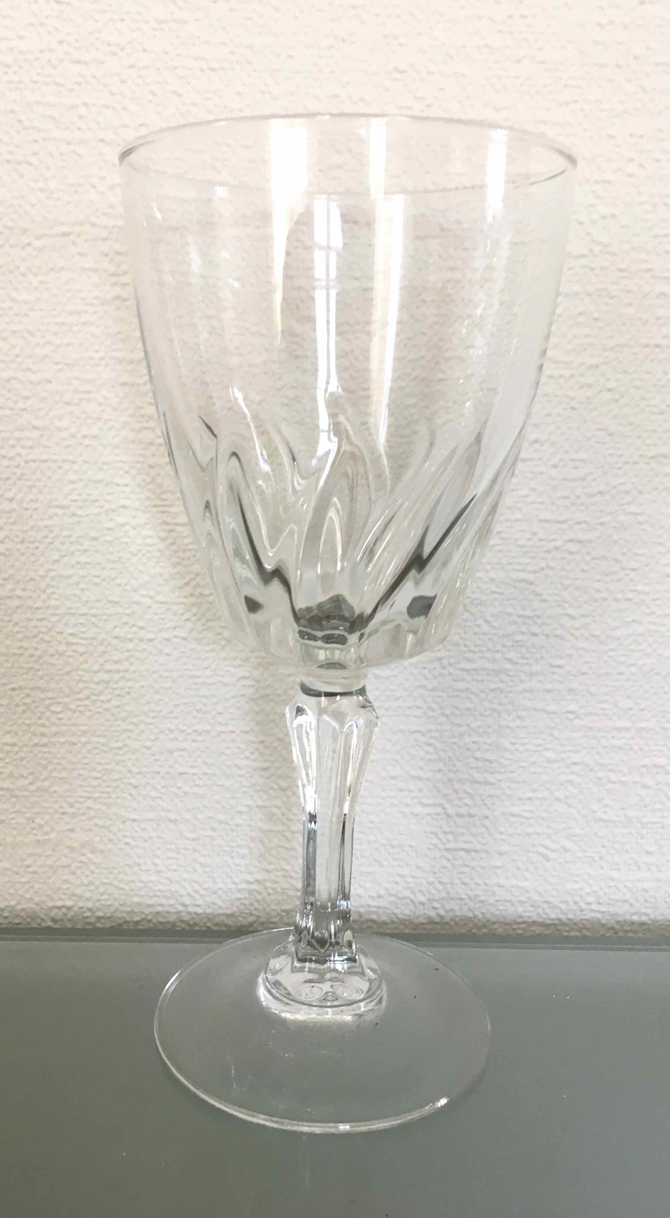 Set of 12 vintage wine glasses 1960