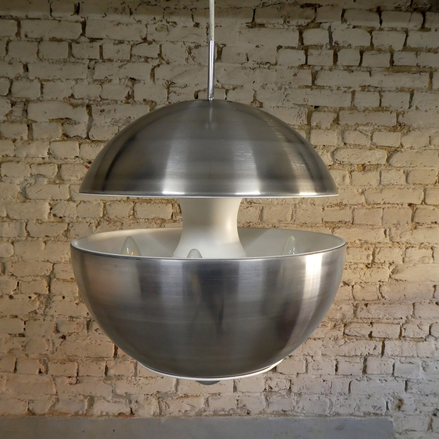 Suspension fontaine by bertrand balas for raak, 1970