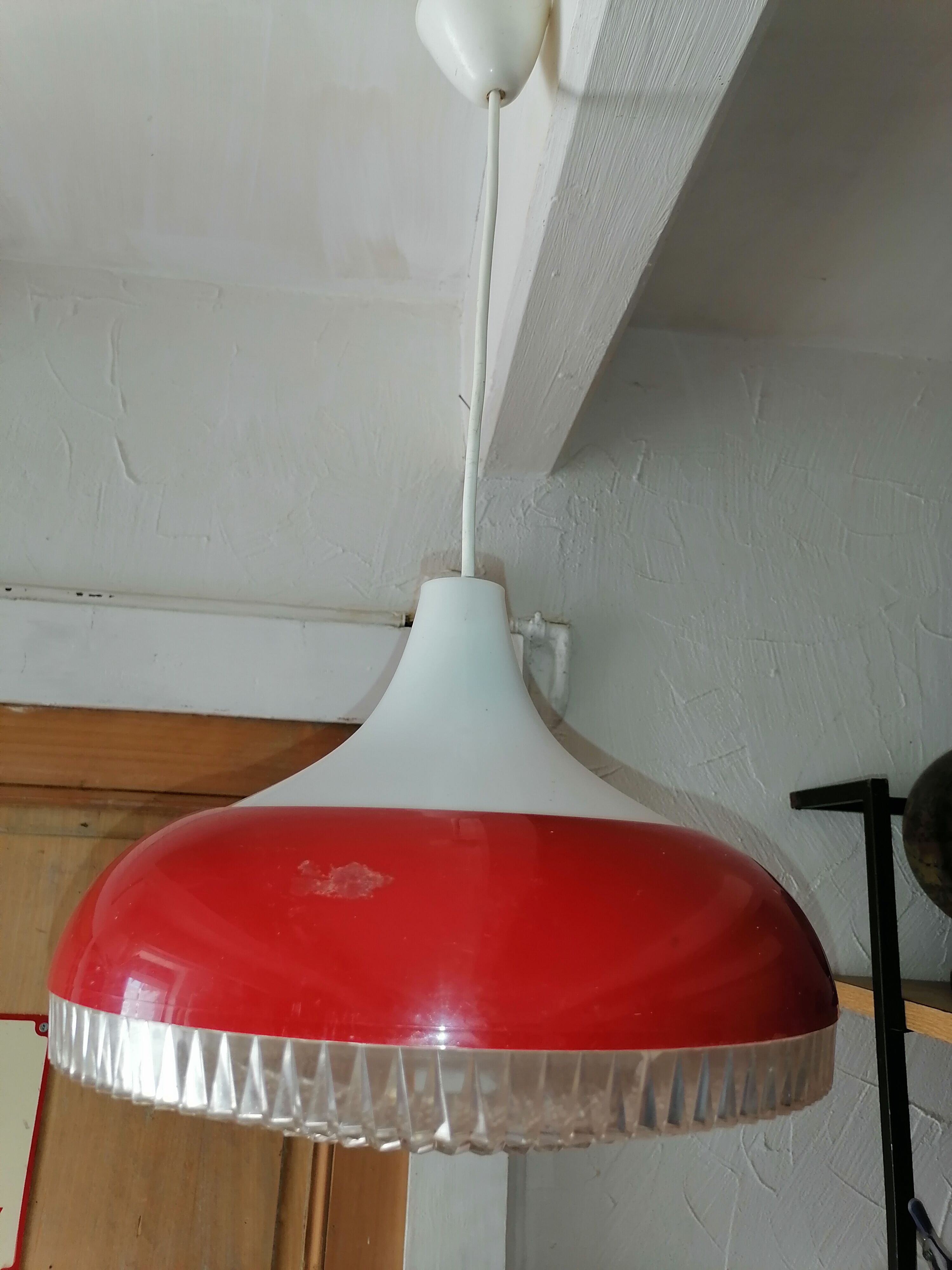 Ufo style suspension chandelier spage age 1970