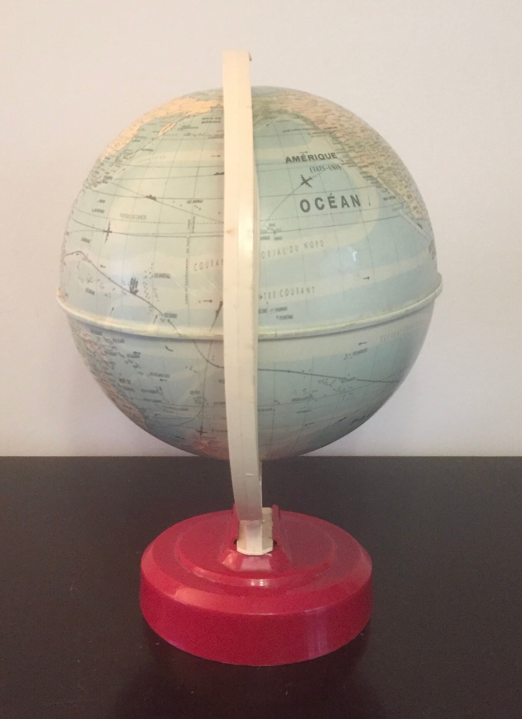 Globe - world map - vintage 50/60 - west germany - plastic