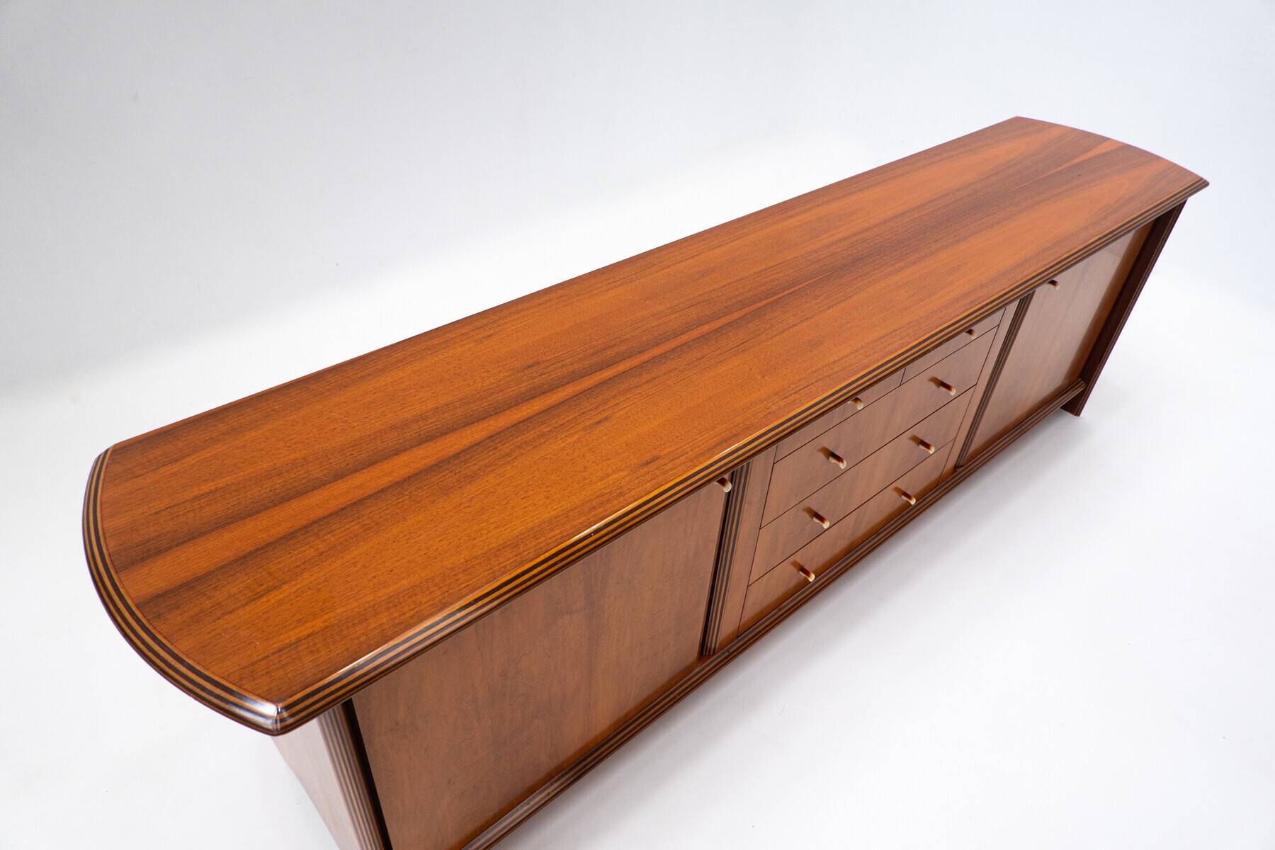 Buffet en bois avec tiroirs datant du milieu du siècle dernier - Italie, années 1960