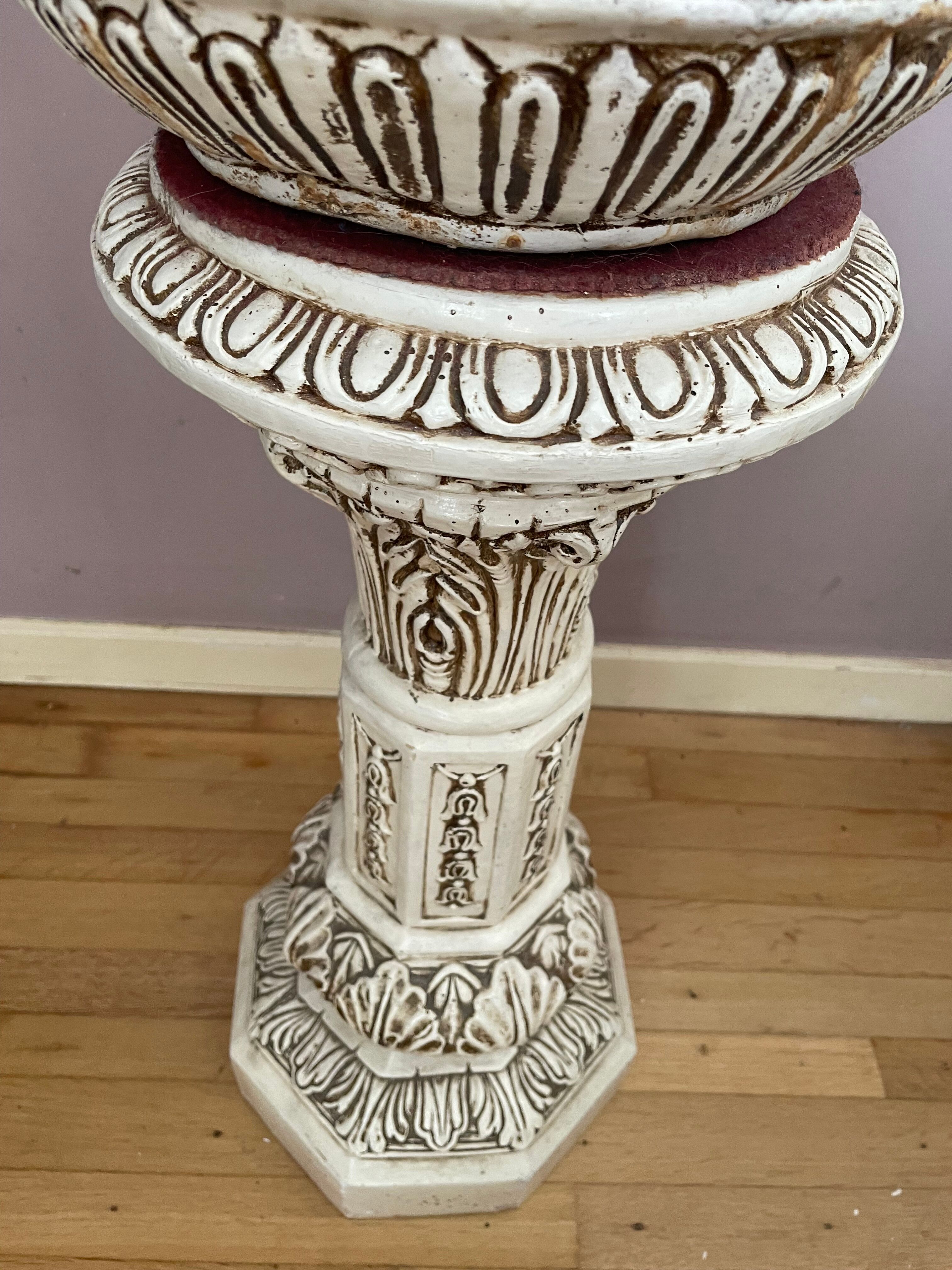 Plant holder plaster column