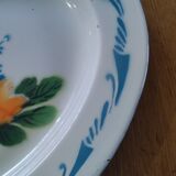 Enamelled metal dish