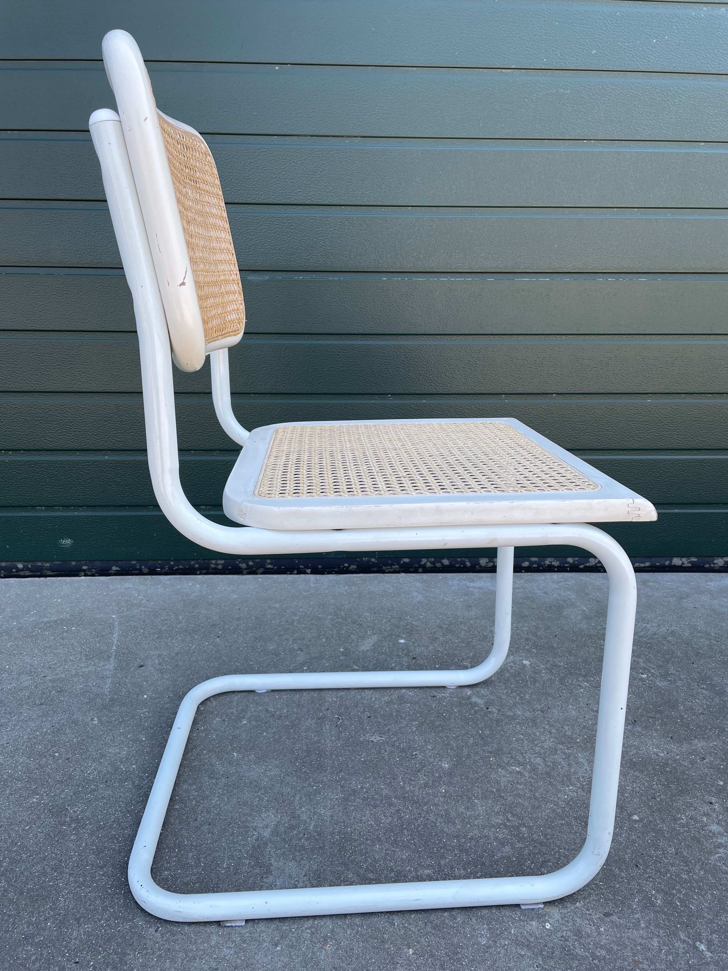 Cesca design chair b32 model in white