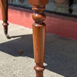 Small English mahogany desk