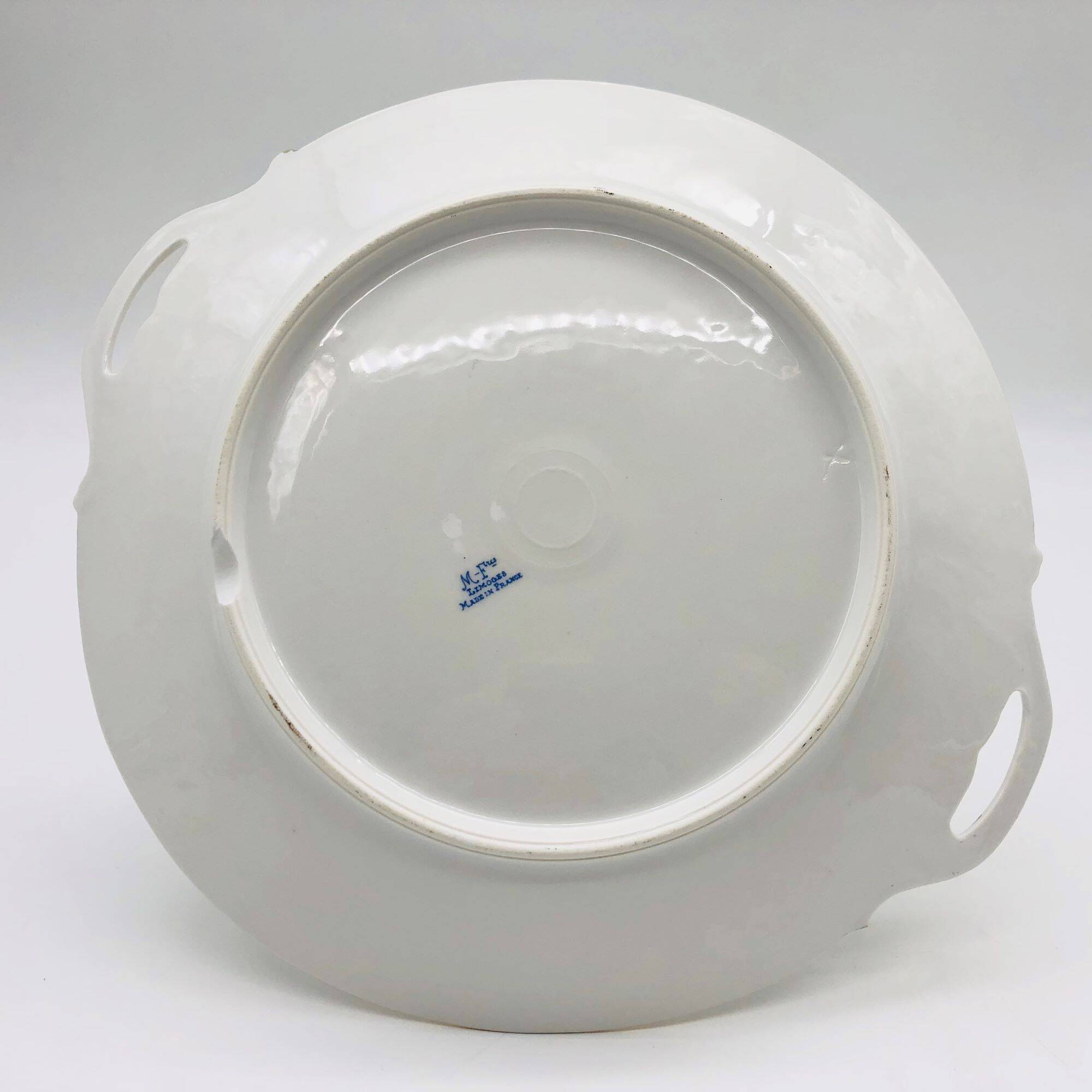 6 Dessert plates and a serving dish, M-Fres.