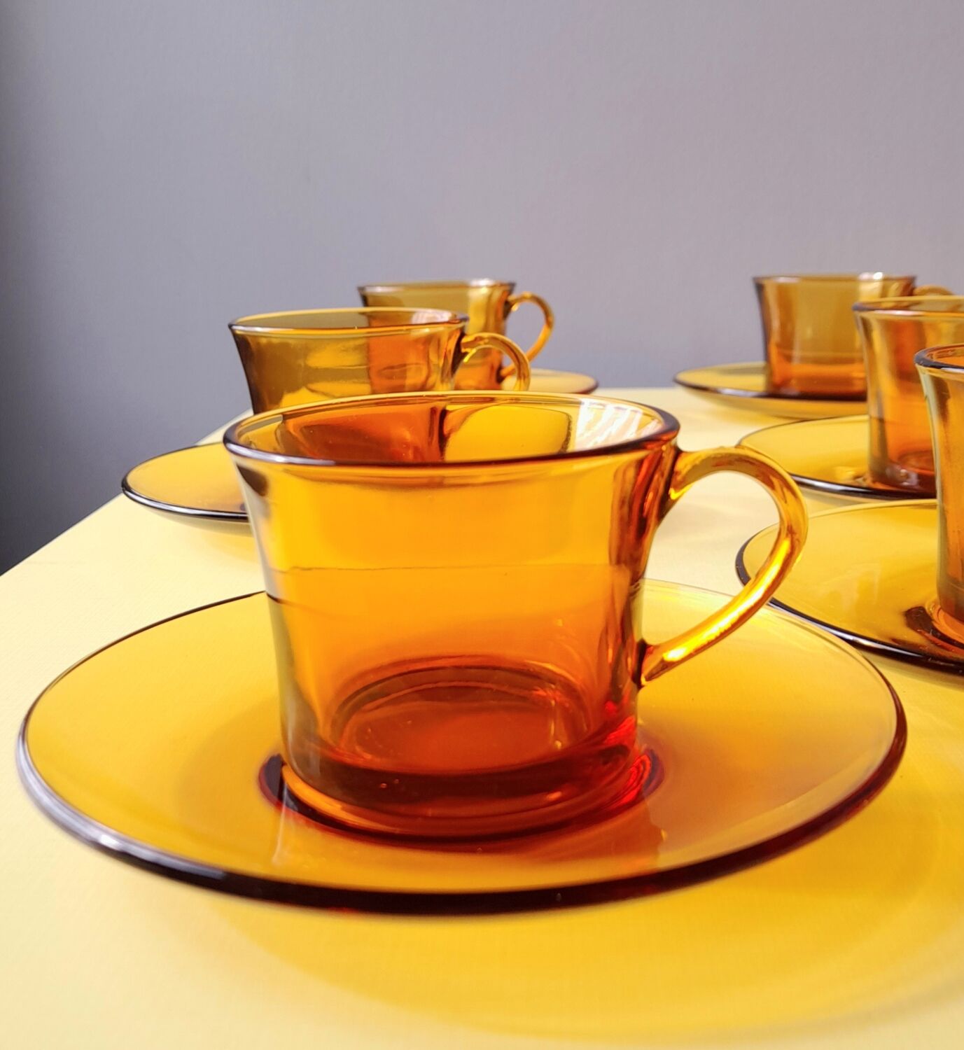 Amber glass coffee cups 70s