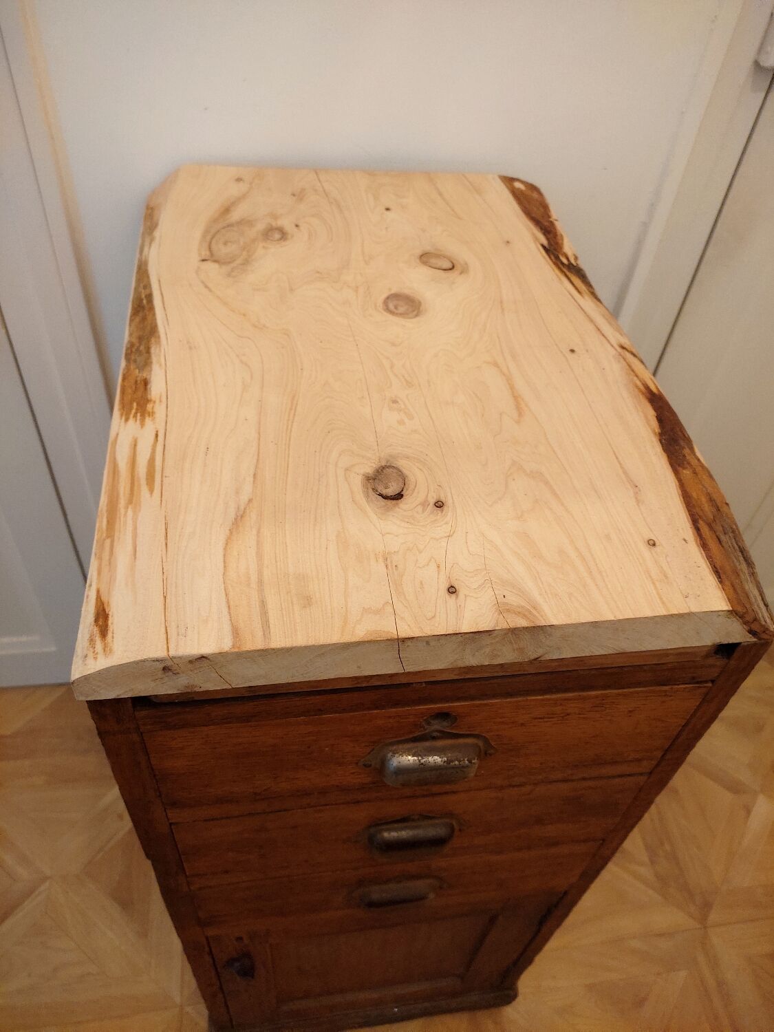Wooden craft furniture