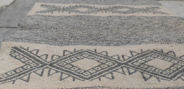 Tapis fait main traditionnel