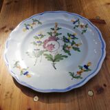 Assiette plate ancienne faïence fleurie bord bleu vintage