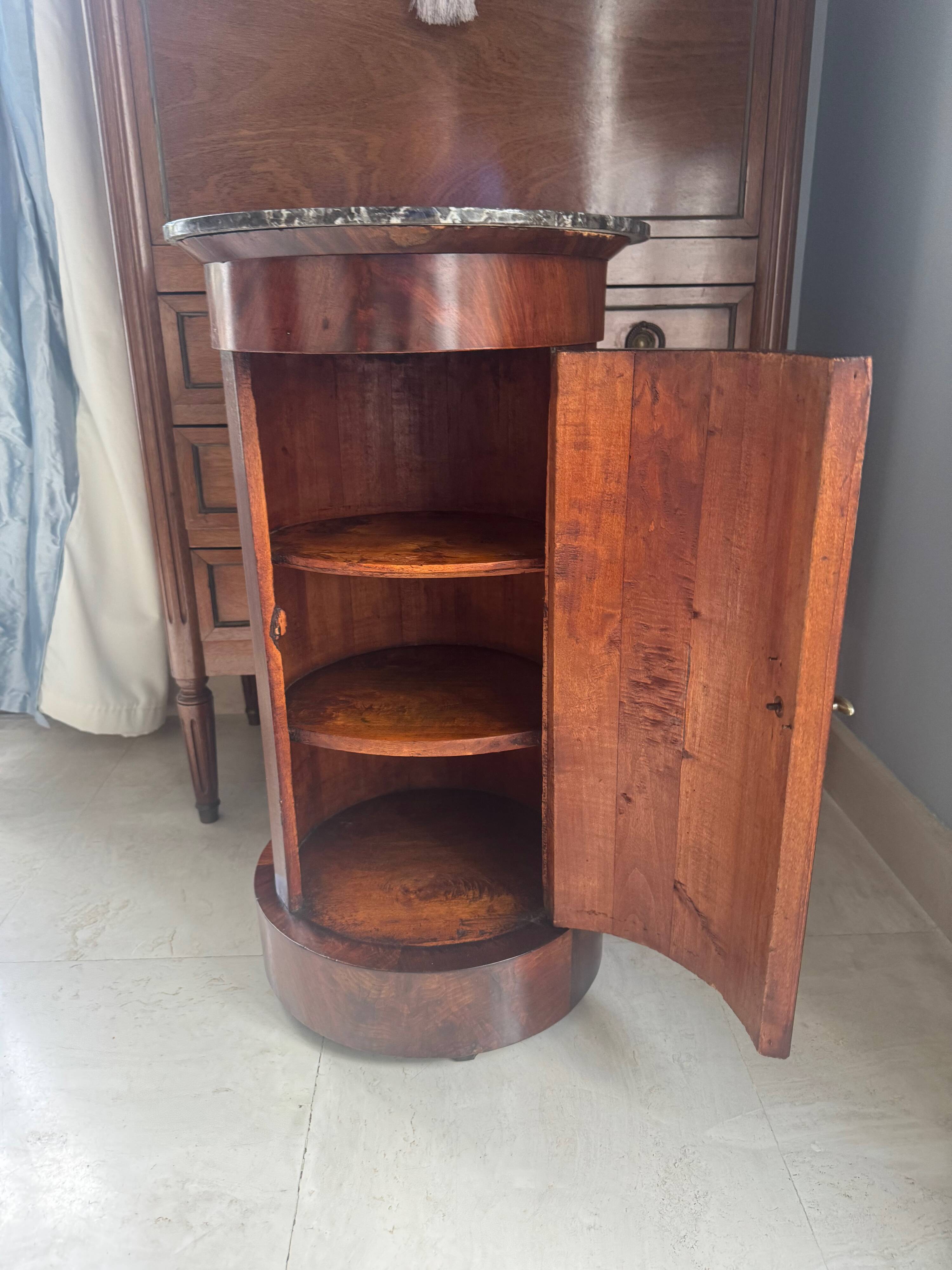 Somno Epoque Empire - Beautiful flamed mahogany - Original grey Sainte-Anne marble