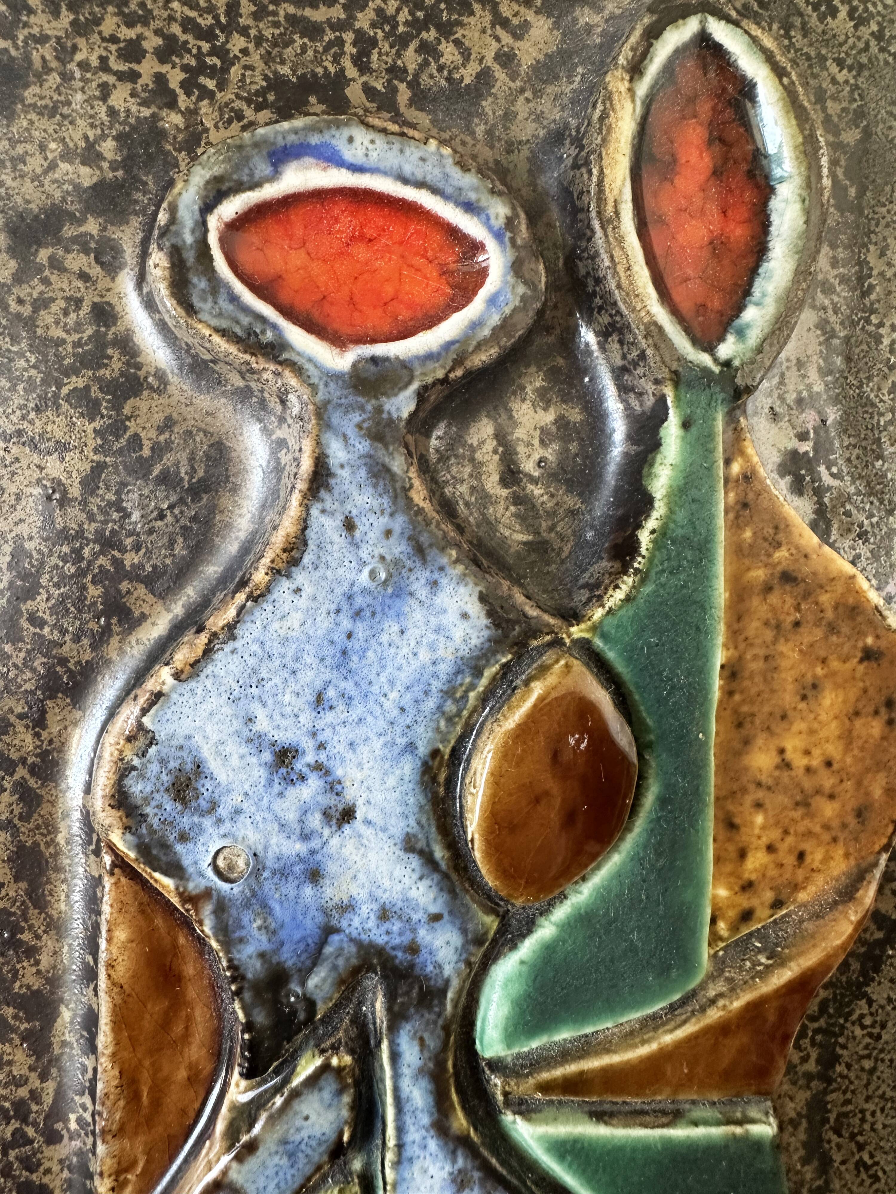 Cubist wall sculpture in glazed terracotta. Germany, 1950s.