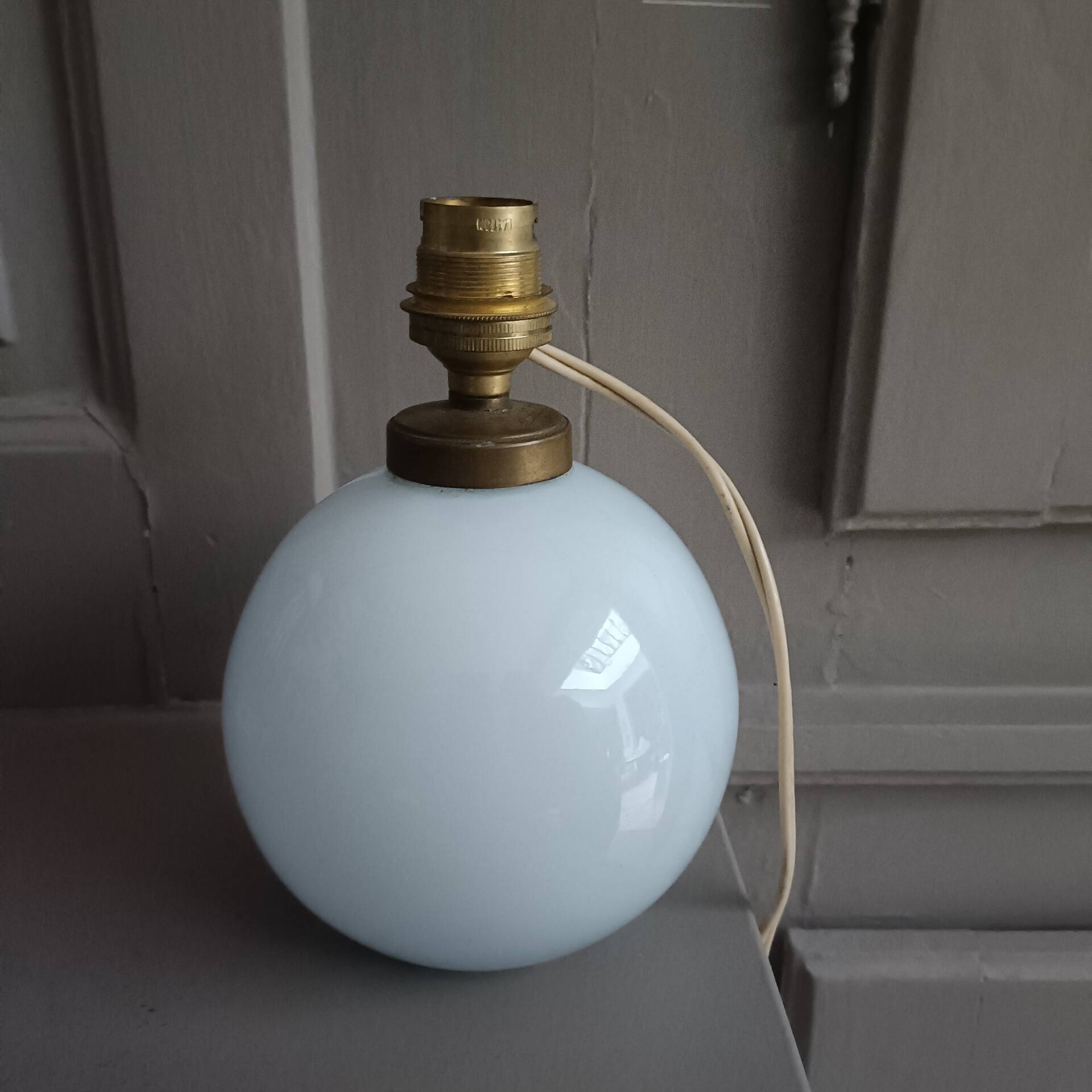 Opaline ball lamp Art Deco