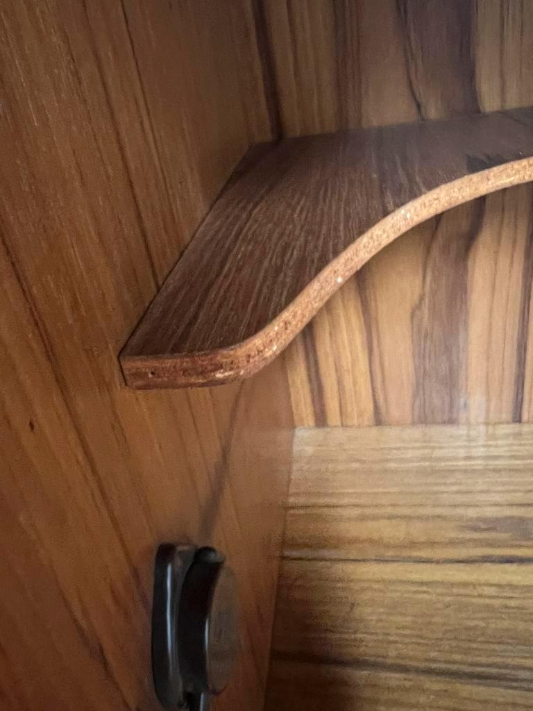 Vintage teaken cabinet / bar cabinet / wall unit