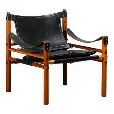 Fauteuil lounge Sirocco Safari d'Arne Norell en palissandre et cuir noir, Suède