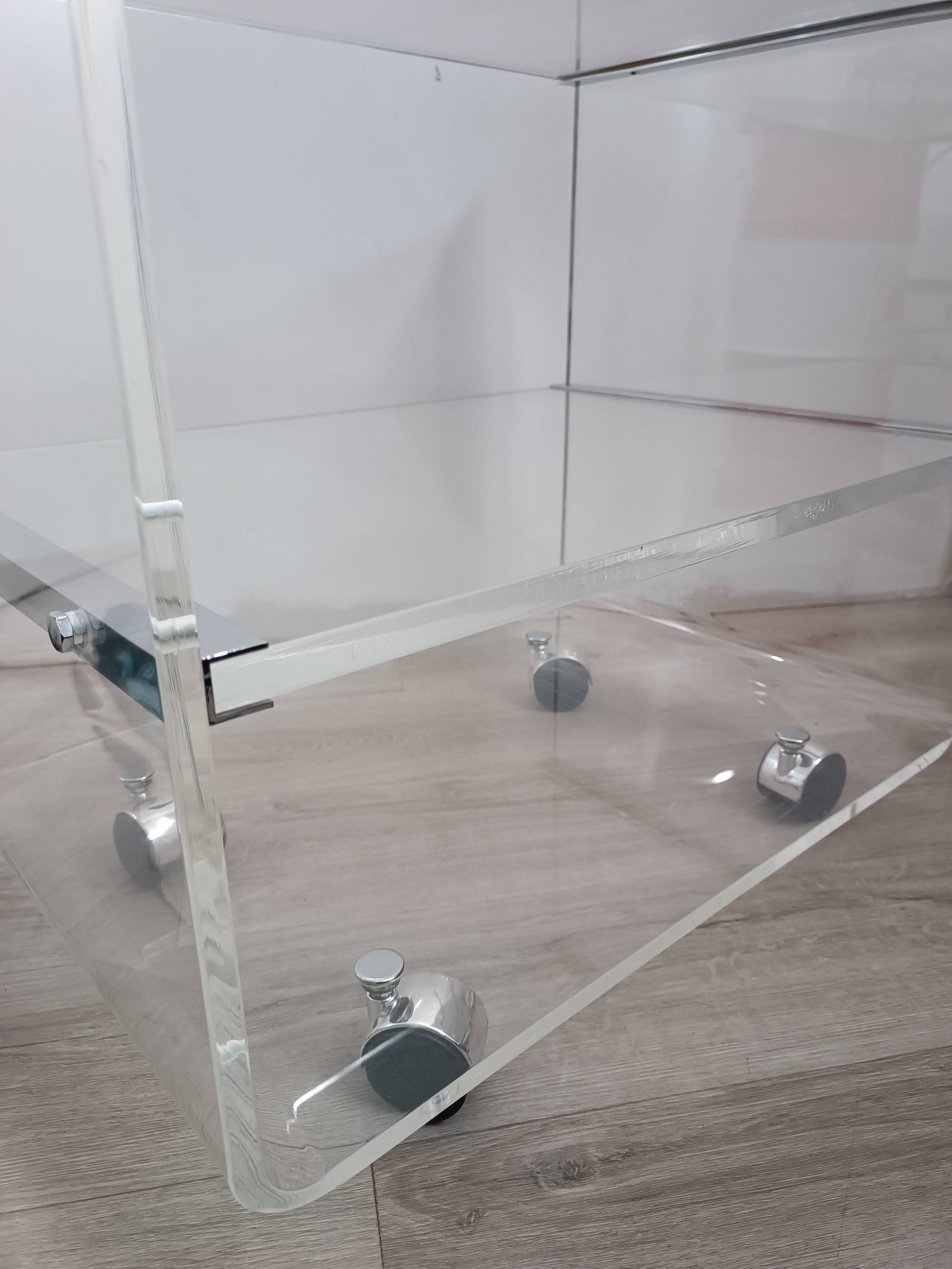 Table sur roulettes par David Lange pour Les invisibles du Marais 1970s