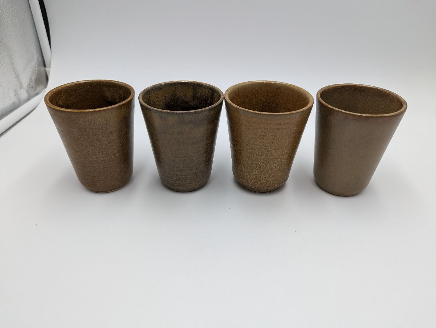 4 stoneware cups