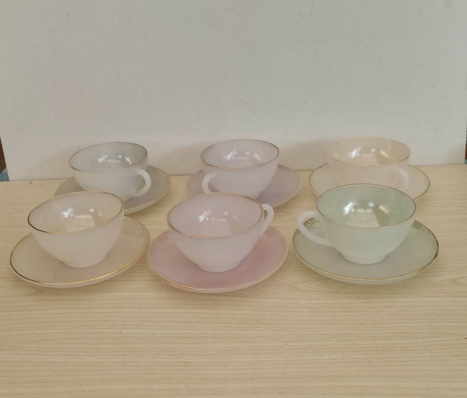 Grandes tasses Arlequin arcopal
