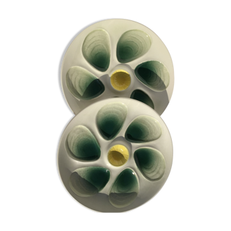 2 Oyster plates Salins green earthenware cream.