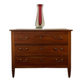 Commode en noyer français du XVIIIe siècle