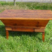 Rustic kneading trough in solid oak, removable lid and base.