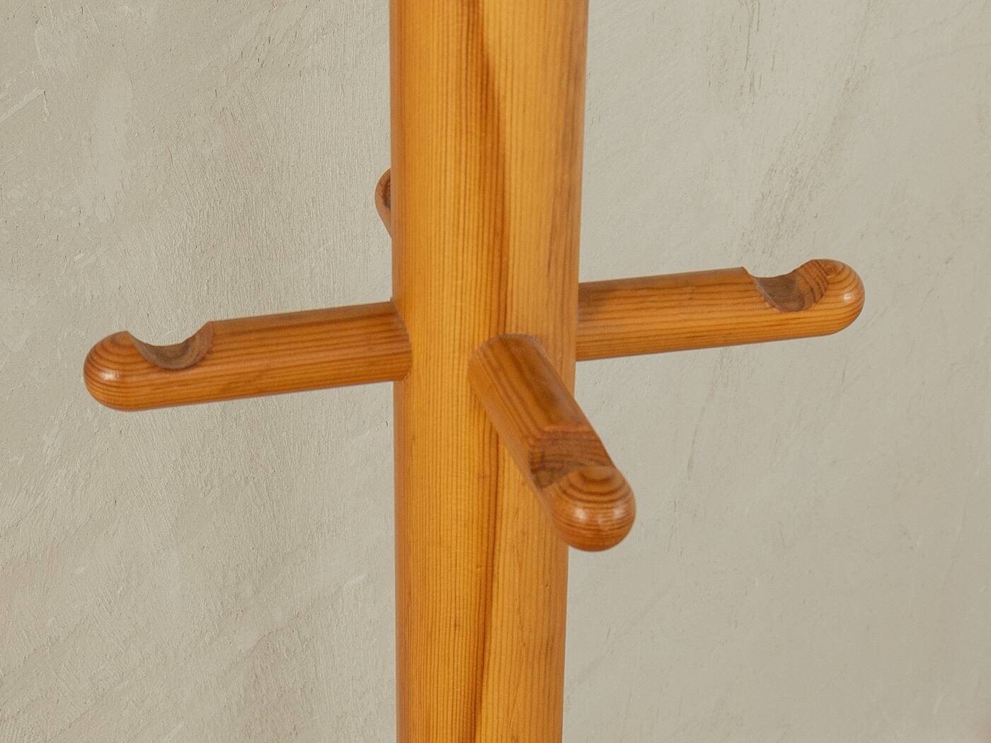 Porte-manteau en bois des années 80