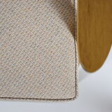 Fauteuil vernis original, années 1960, restauré, modèle B310, tissu beige, vernis en teck