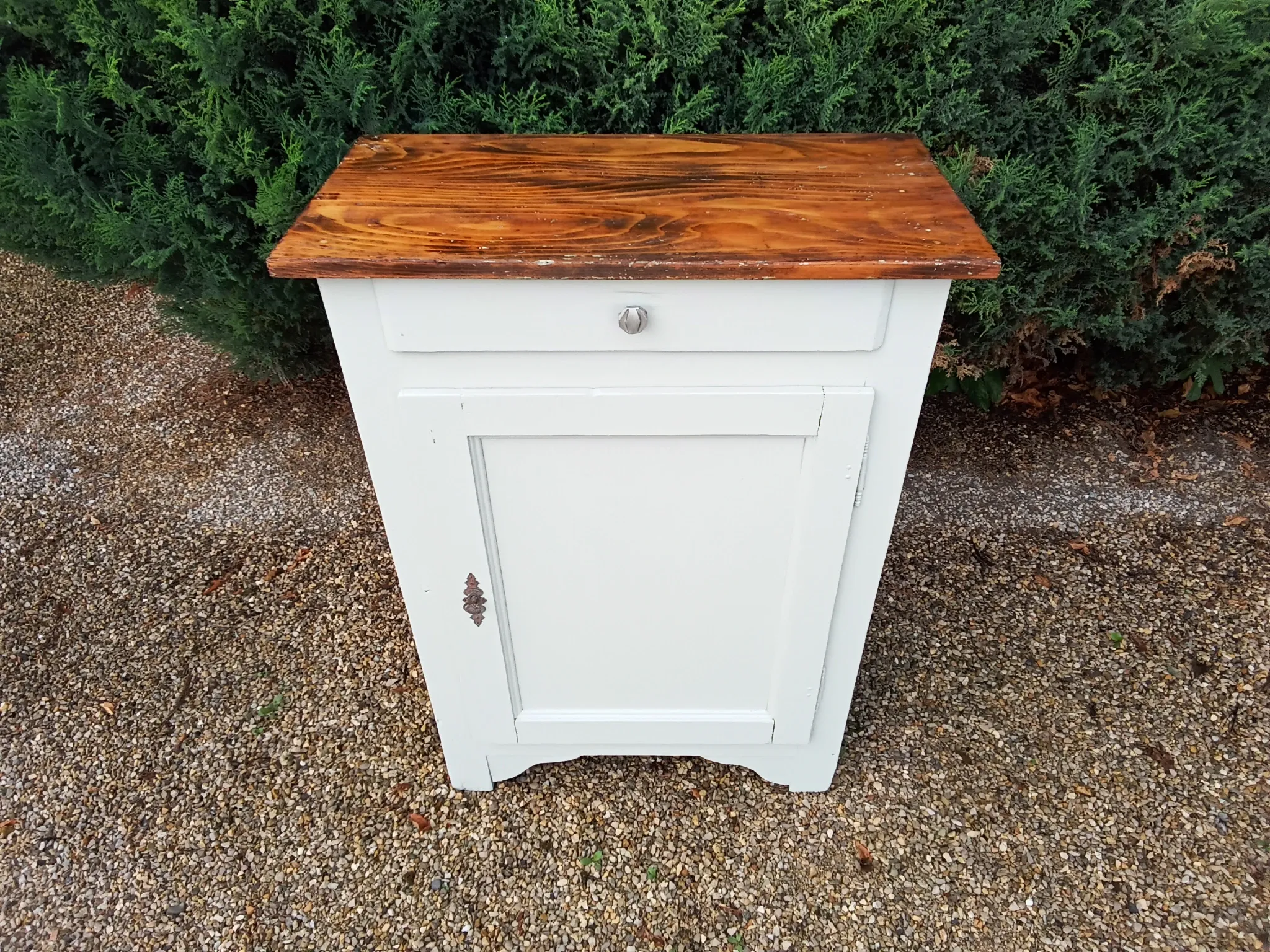 Antique confit pot
