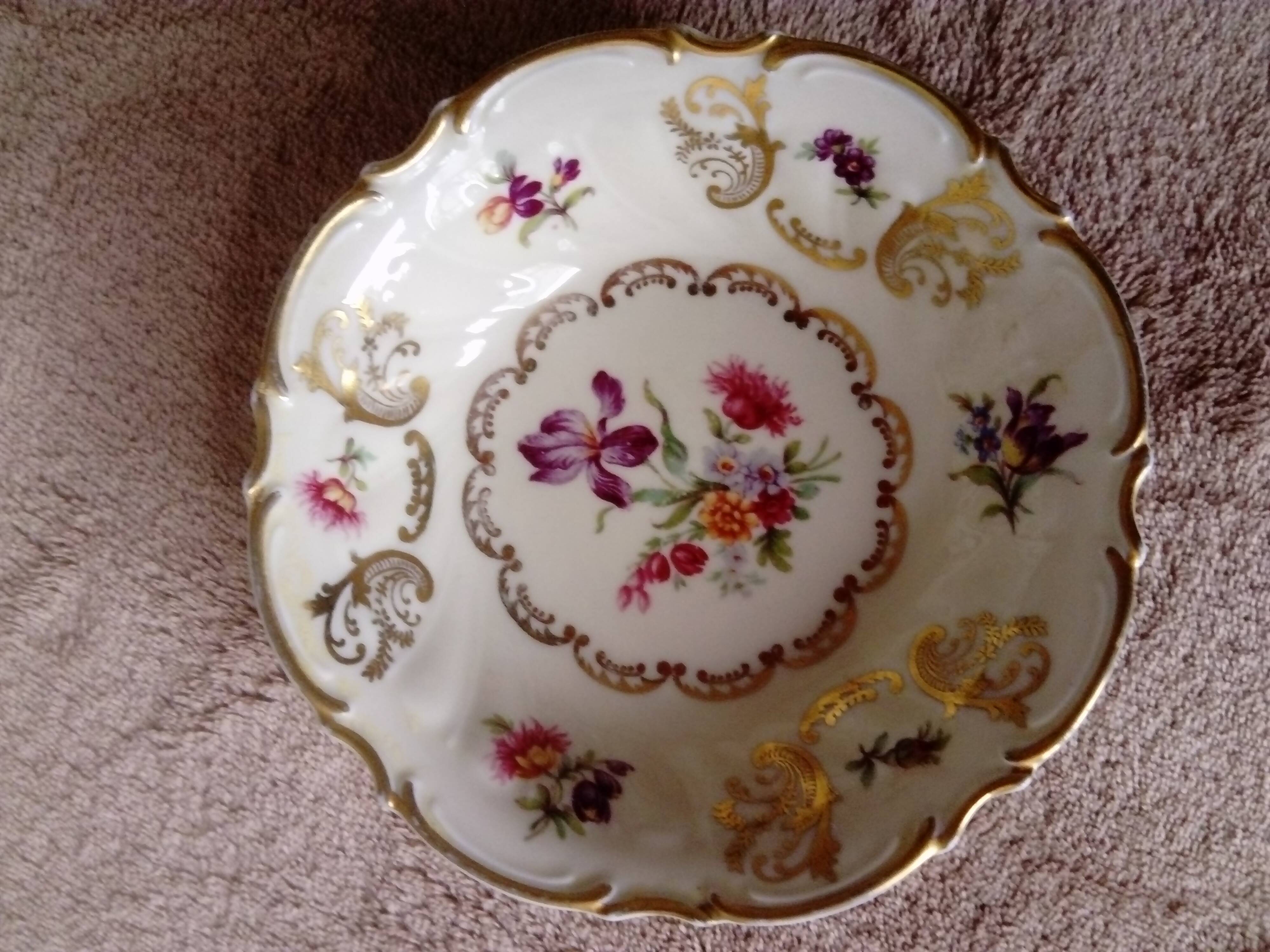 set of 5 old Bavaria fruit bowls decorated with flowers