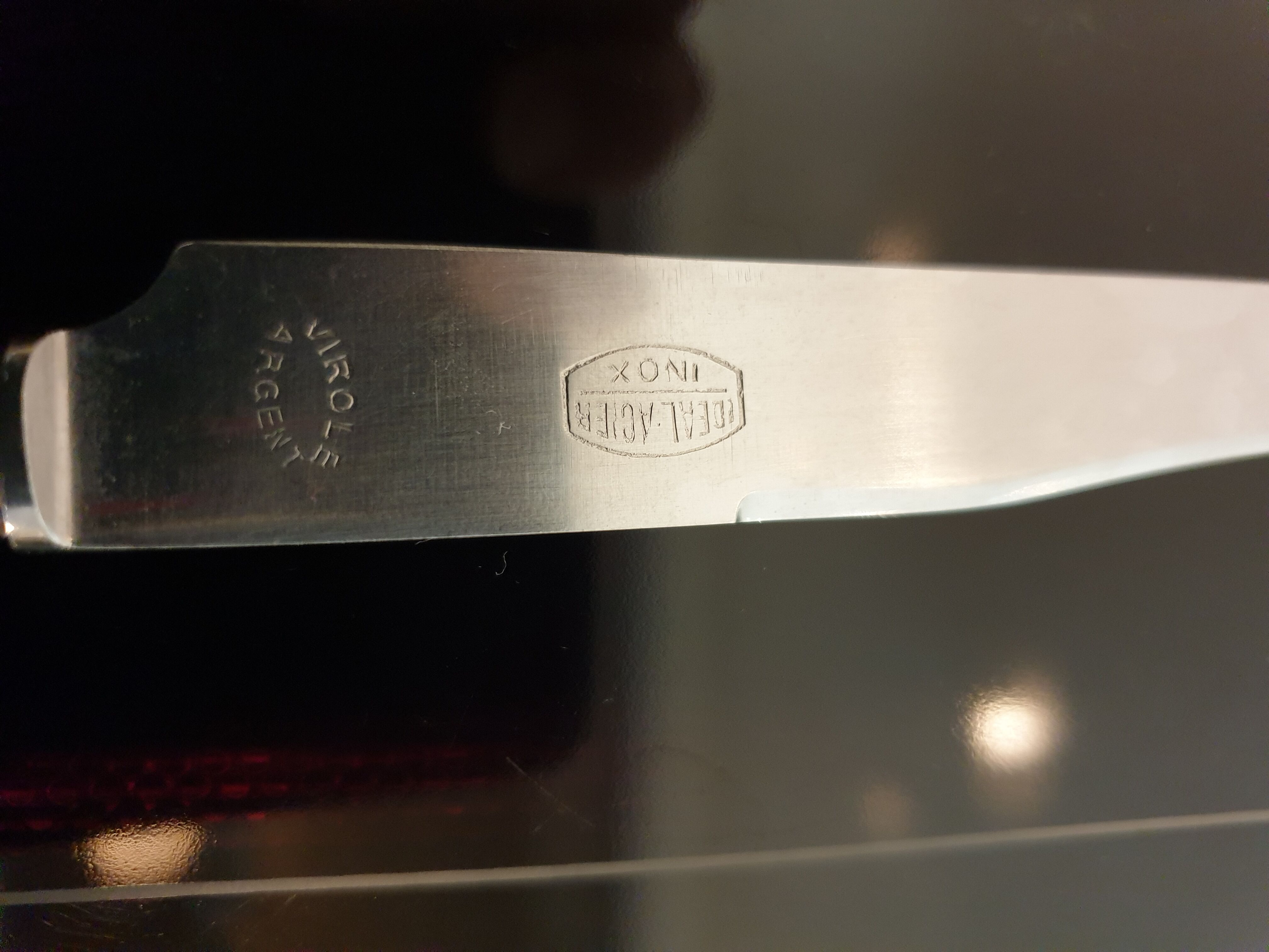 10 couteaux en corne virole en argent