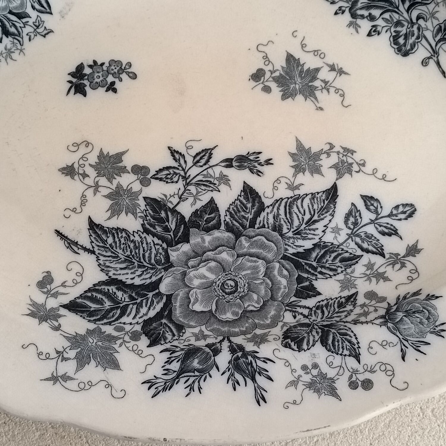 Large flat oval iron earth