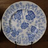2 Terre de Fer dessert plates "Flora" model Creil Montereau