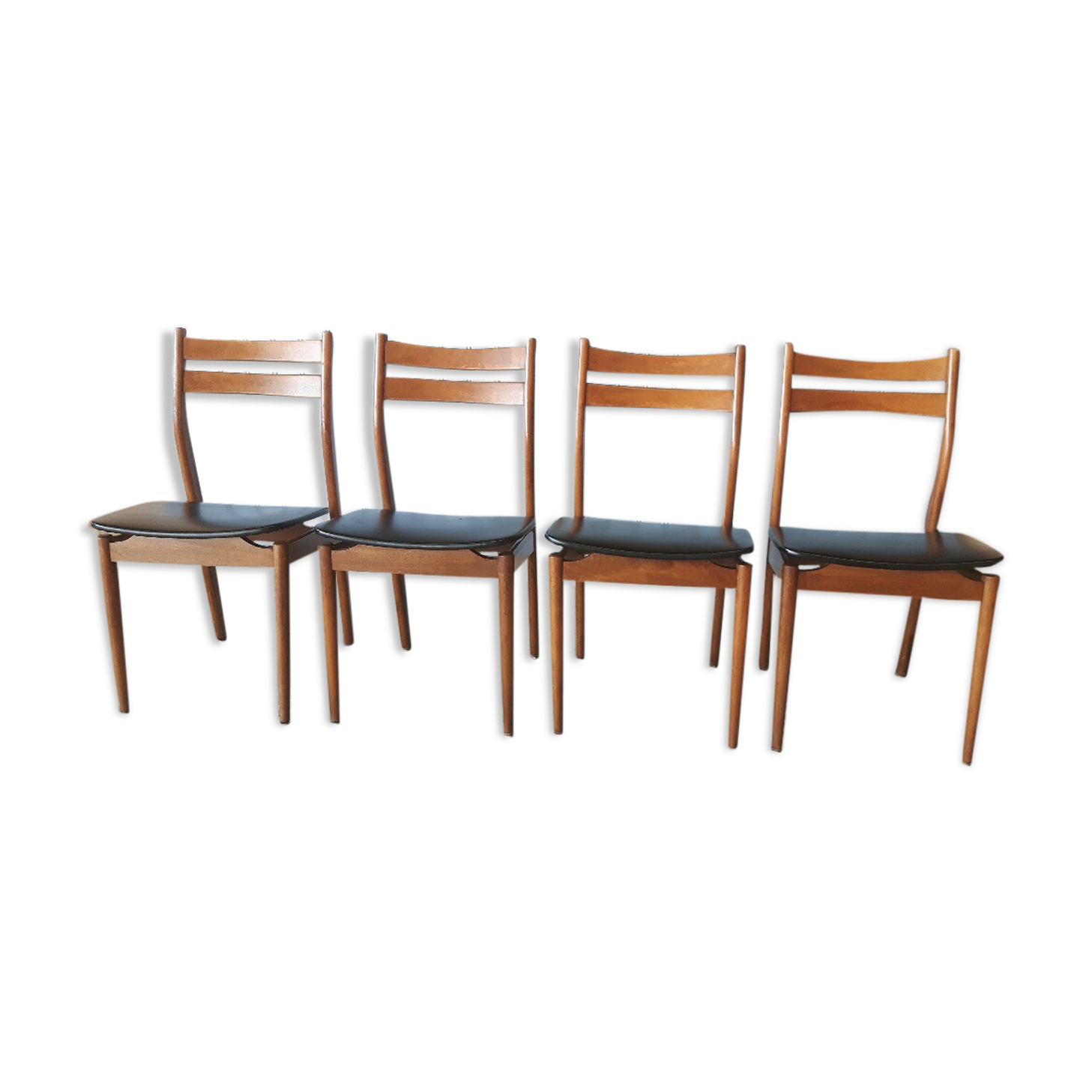 Set of 4 Scandinavian style chairs