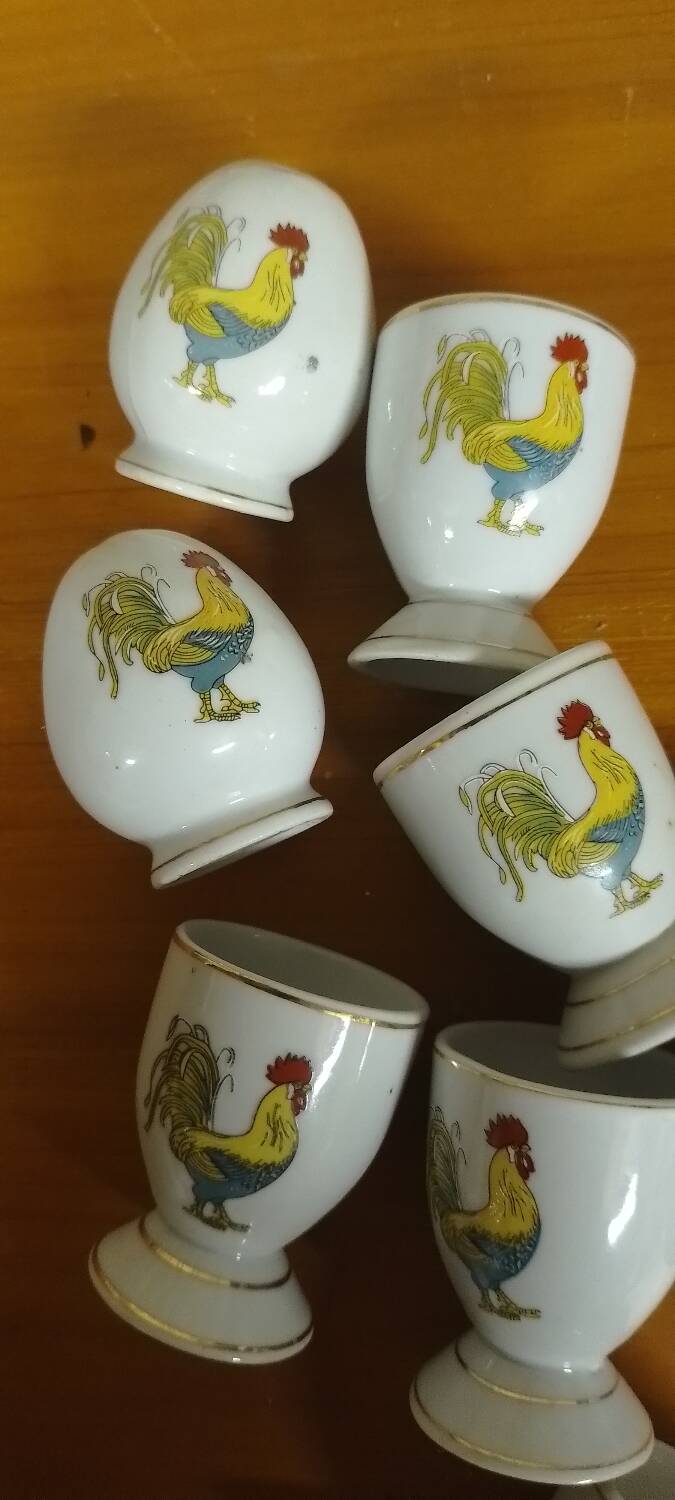 Vintage egg cups, salt and pepper shakers