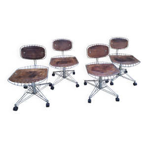 4 chaises Beaubourg de Michel Cadestin