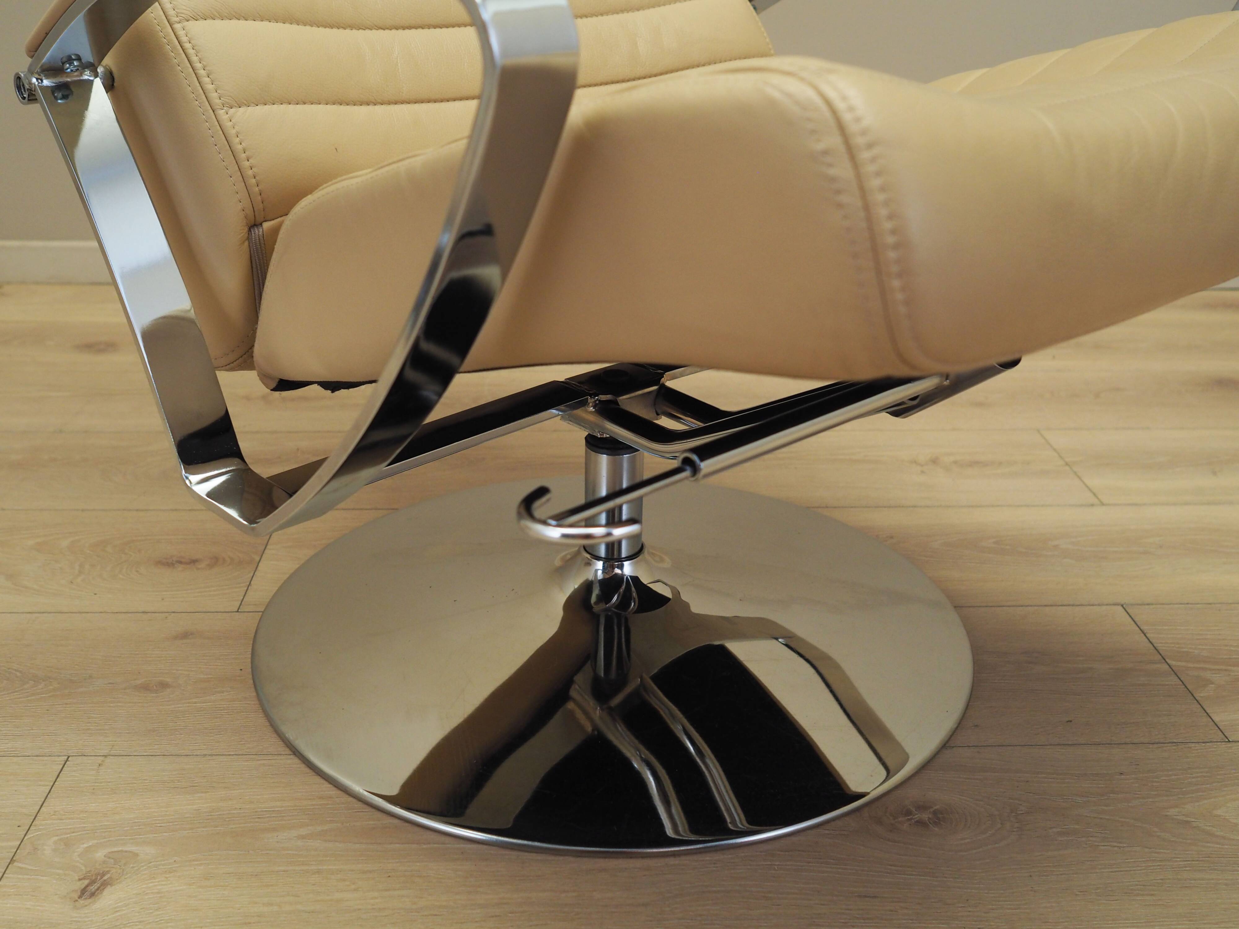 Lounge armchair and footstool set, Danish design, 1970s, manufacture: BoCon