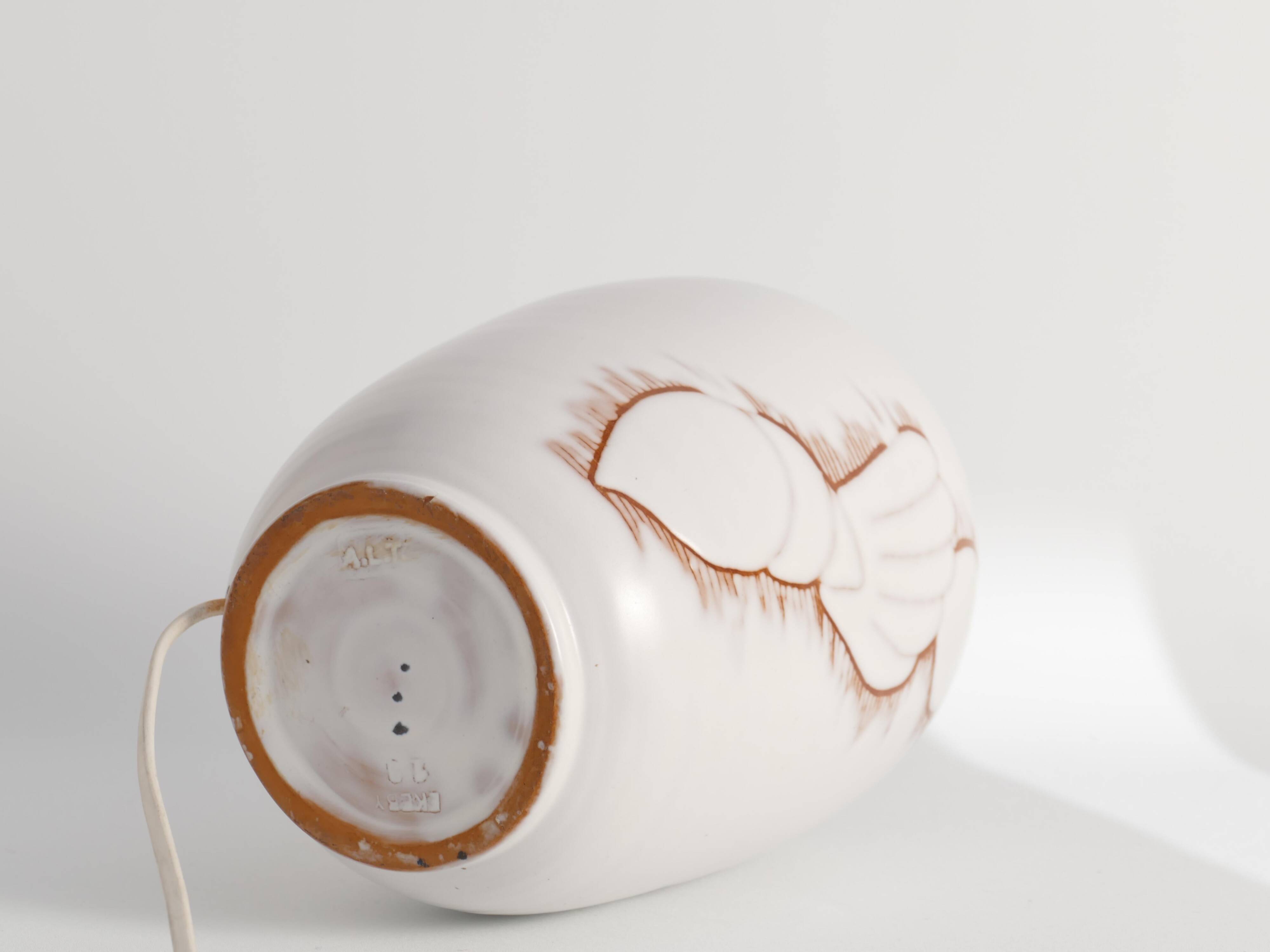 Art Deco White Seashell Motif Table lamp By Anna Lisa Thomson, Upsala Ekeby