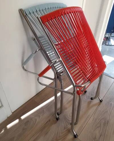 Chaises enfant " scoubidou " vintage structure métal chromé