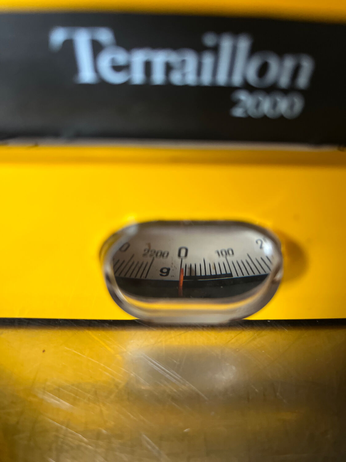 Terraillon 2000 vintage yellow scale