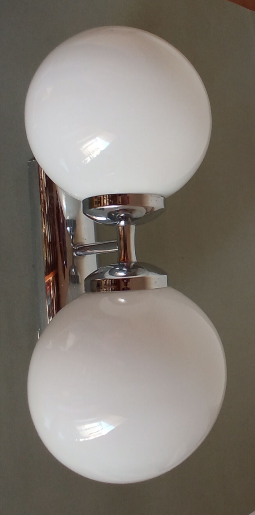 Vintage metal wall lamp