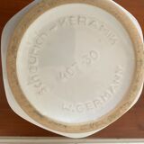 White ceramic ansé vase