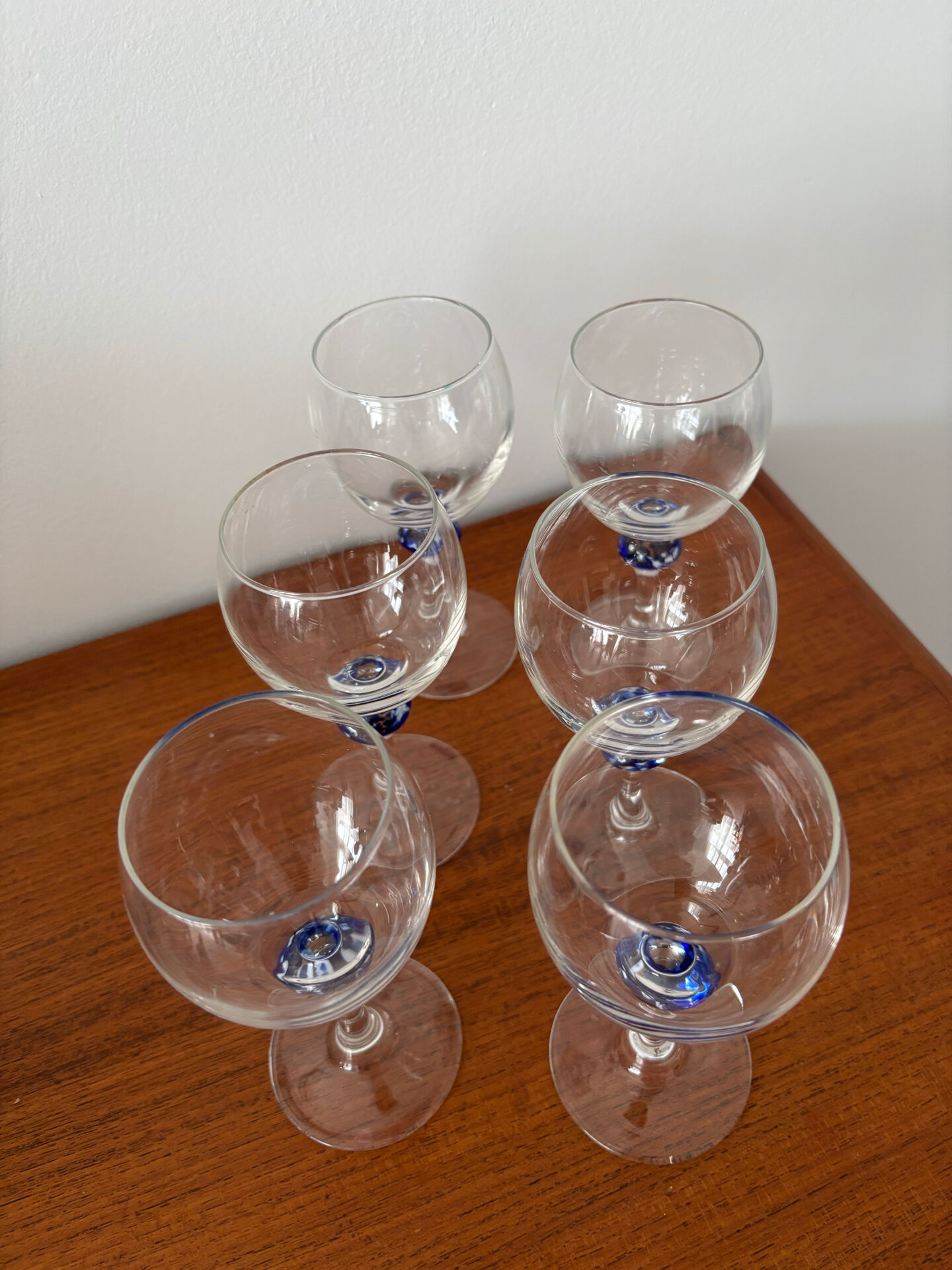 Luminarc wine glass set made in France vintage glass with a ball in