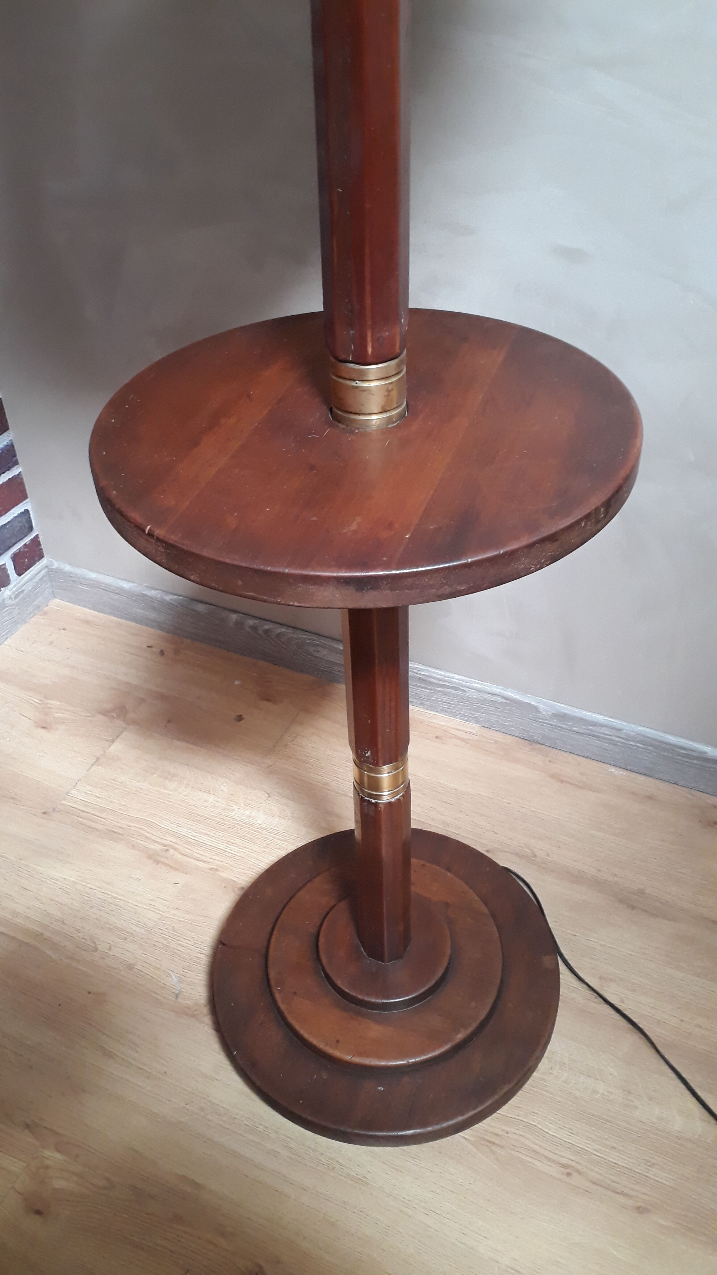 Lampadaire à tablette art deco