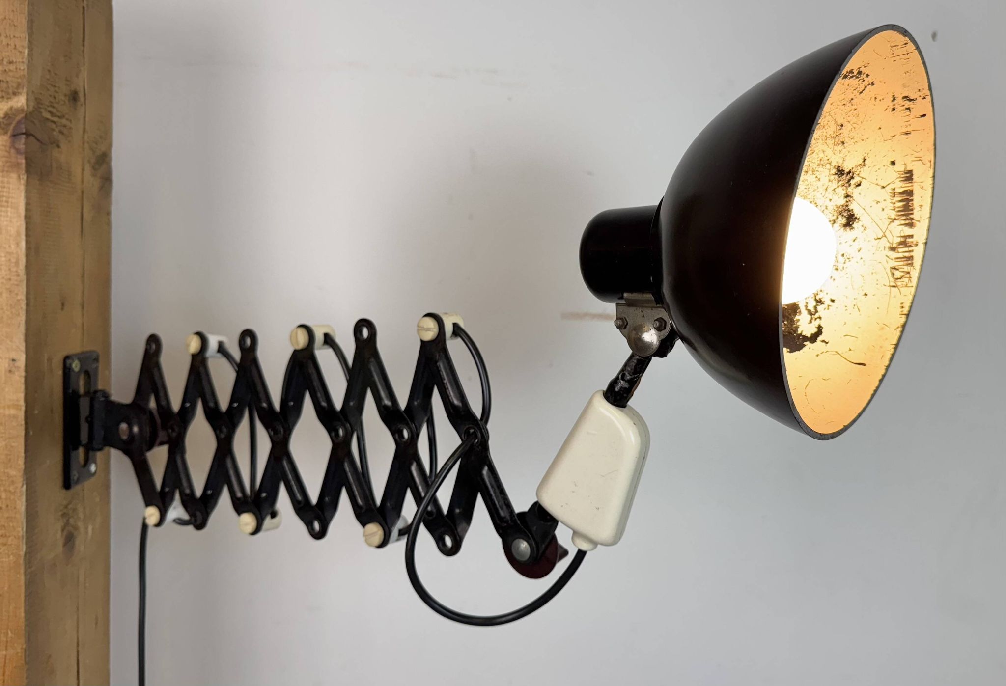 Industrial East German Scissor Lamp from VEB Zweckleuchtenbau Dresden, 1960