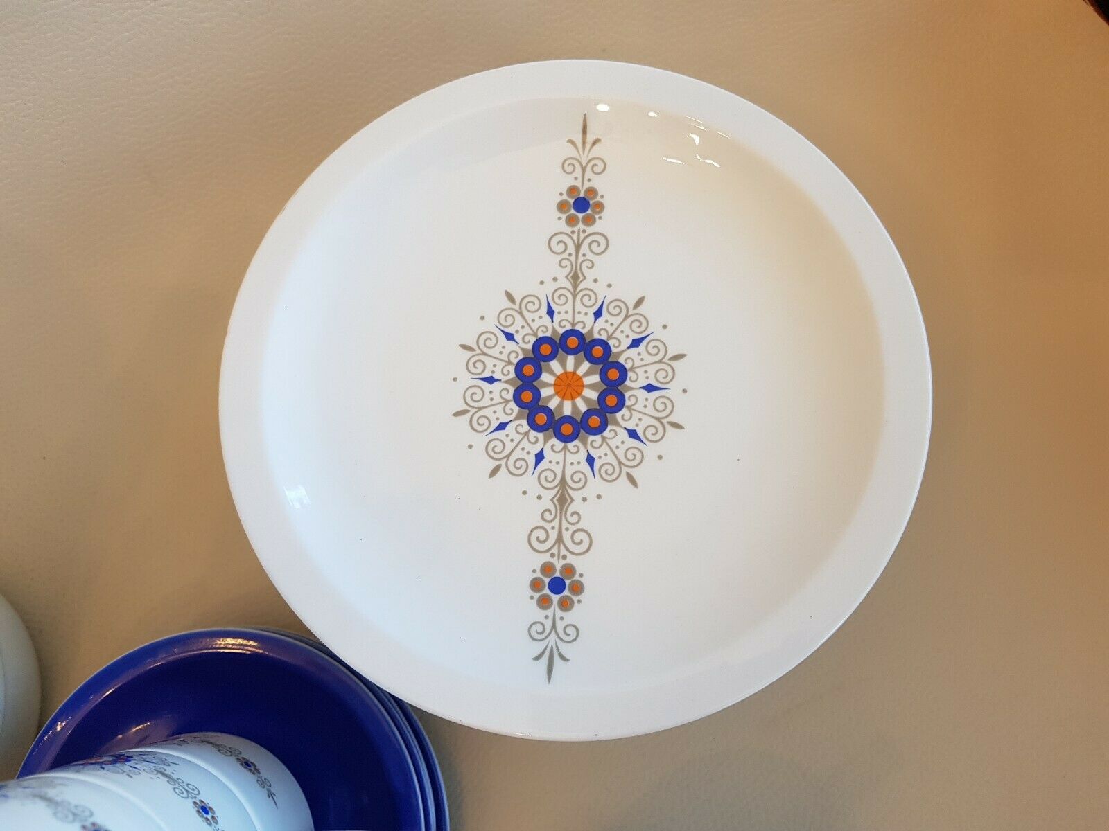 Coffee service and dessert in vintage porcelain 70s Bareuther blue décor