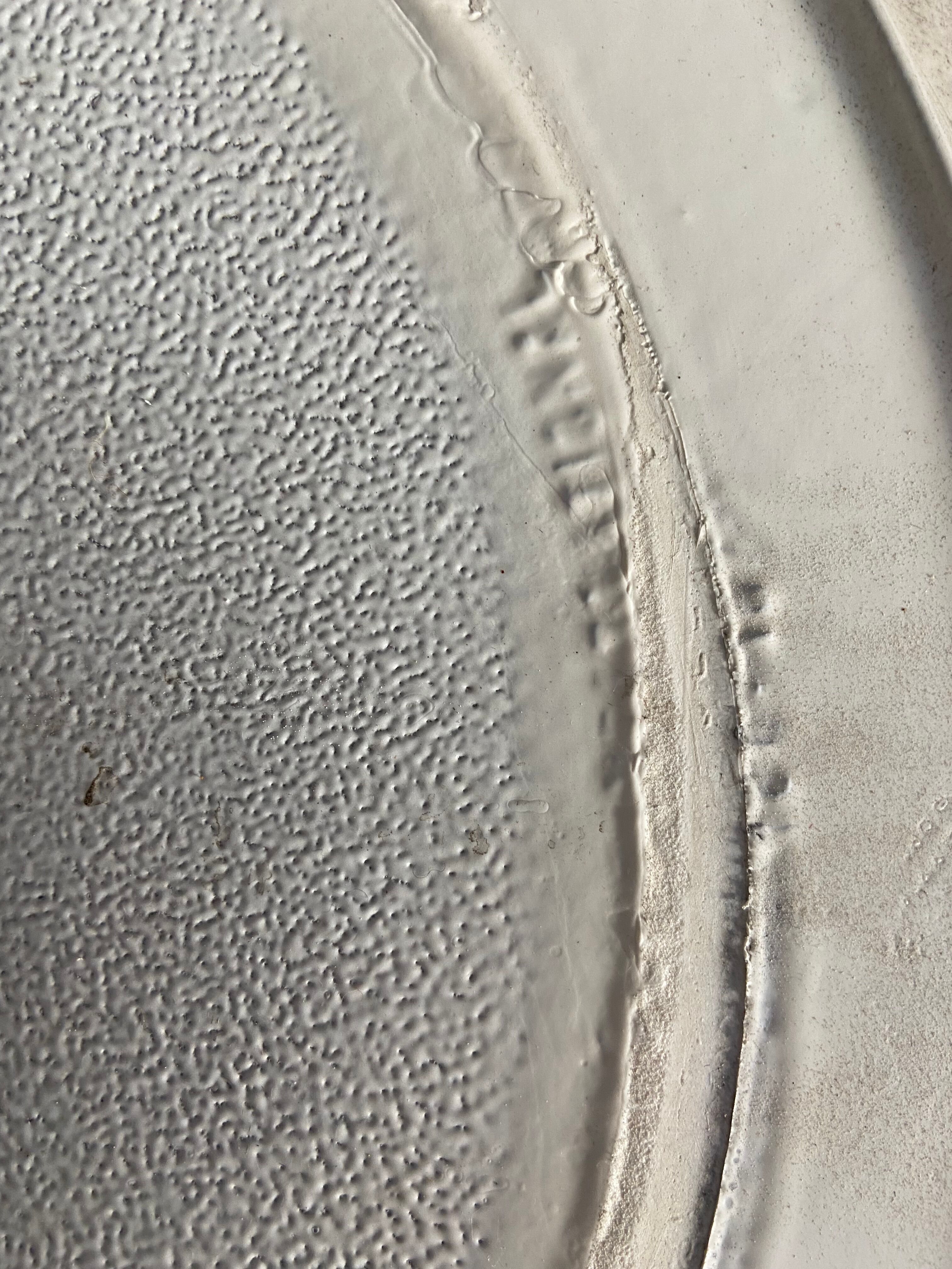 Large marble coffee table by Eero Saarinen for knoll