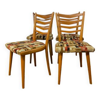 Série de 4 chaises scandinaves des années 50-60